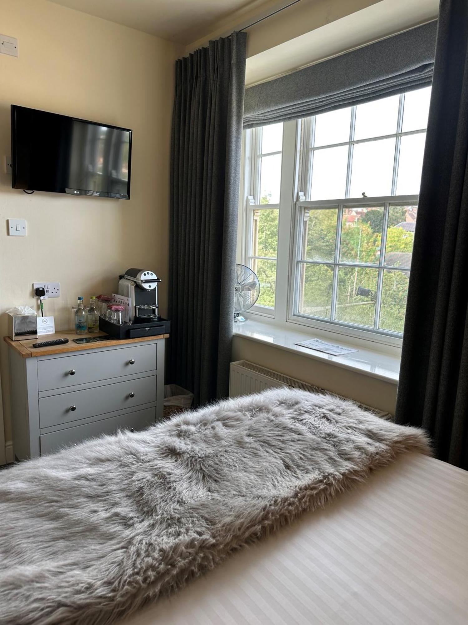 The Charlton Arms Bed & Breakfast Ludlow Exterior photo