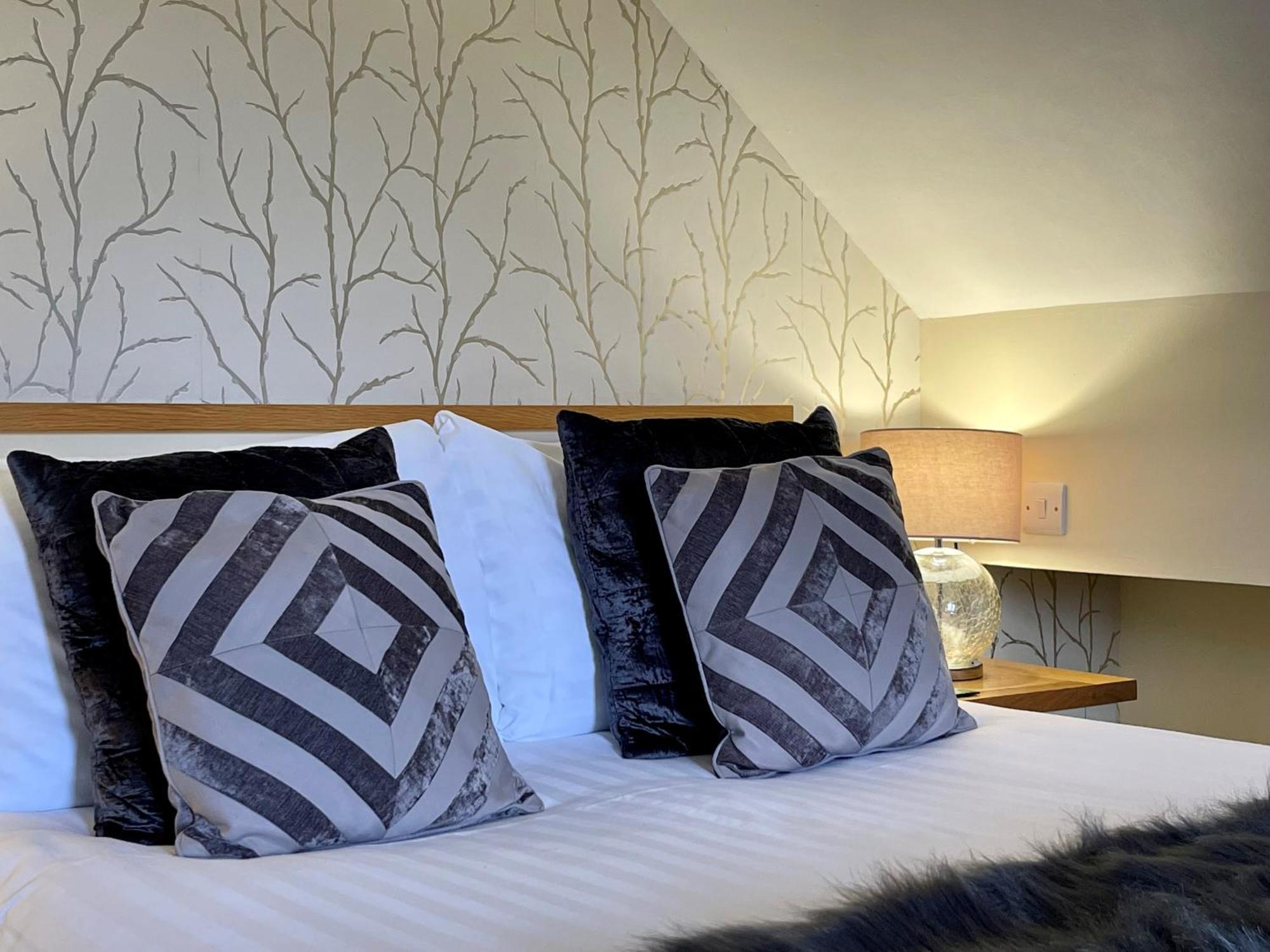 The Charlton Arms Bed & Breakfast Ludlow Exterior photo