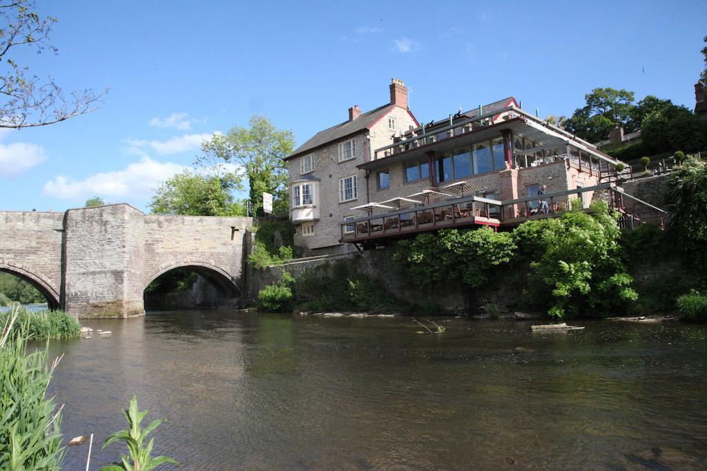 The Charlton Arms Bed & Breakfast Ludlow Exterior photo